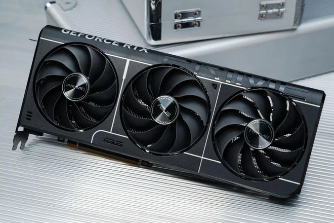 X 5080必搭4K240Hz OLED显示器CQ9电子中国网站这台神器拉满游戏体验！RT(图10)